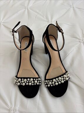 Alexandre Birman Black Suede Pearl-Embellished Ankle-Strap Heels